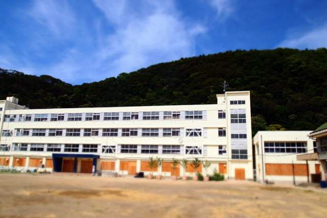 石巻市、湊小学校です。