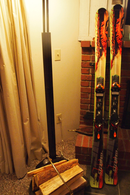 今期、おろしたてのスキー。ギアは完璧なのだけれど。
