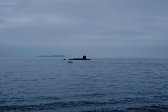 ハトヤの隣に潜水艦が。