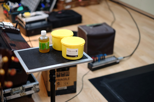 リハーサルにクッキーはいいんですか？でも、まじうまかったっす。ごちそうさまでした。オレもこれからはリハーサルにアイスを持ち込んでみます。